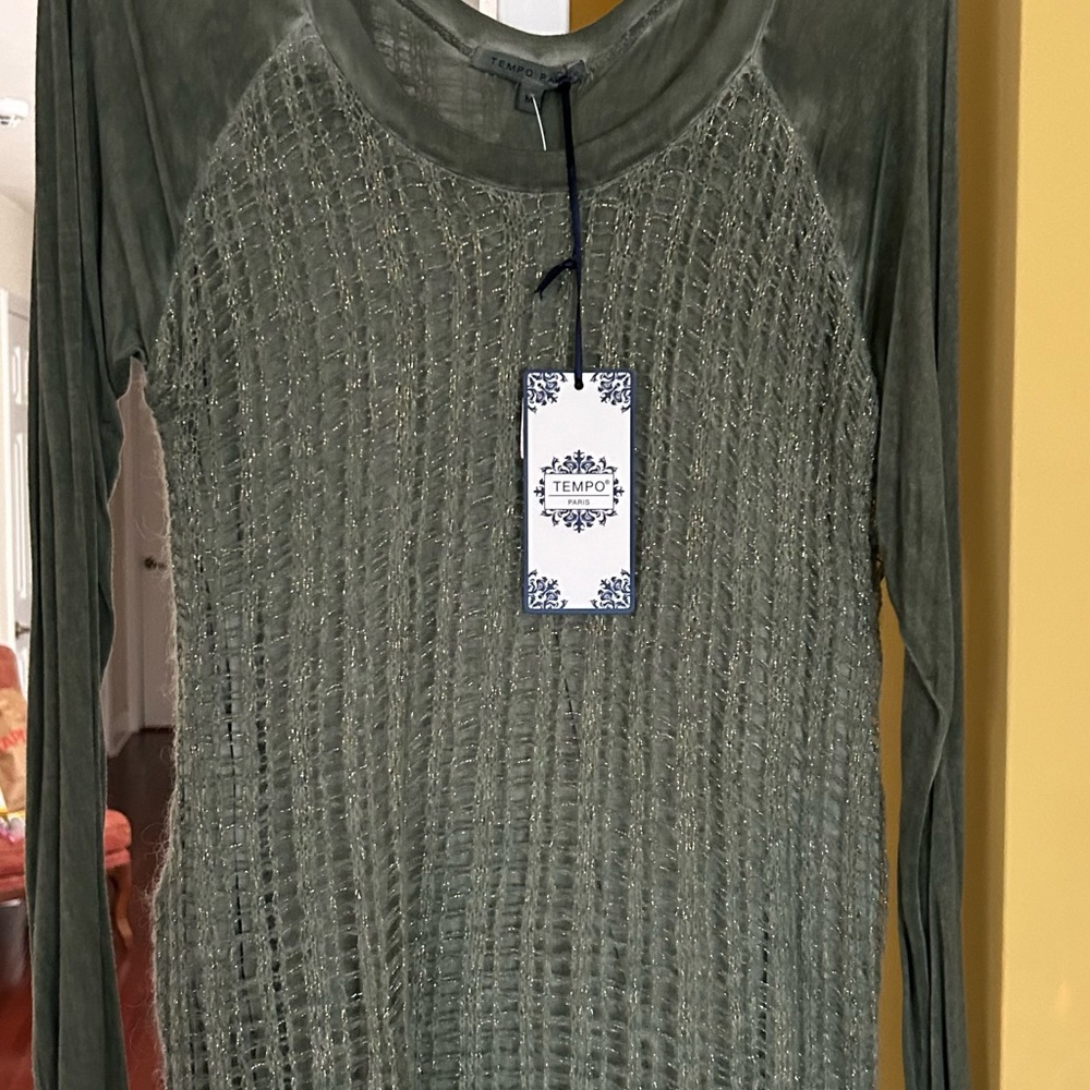 Woman’s Tempo Top NWT
